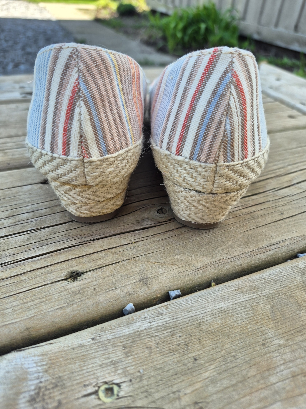 American Eagle Striped Canvas Women's Wedge Shoes in Size 7.5 - Picture 5 of 10